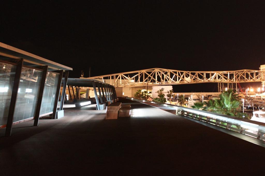 Port Forum Boat - Glamping Experience Barcelona