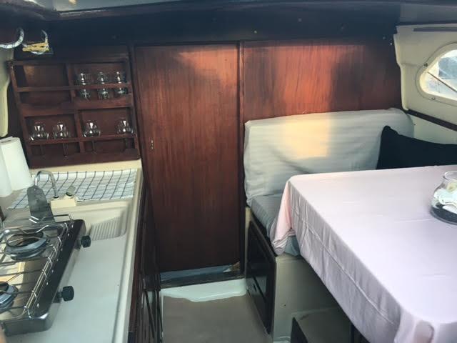 Port Forum Boat - Glamping Experience